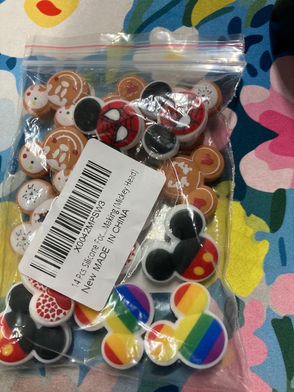 Photo 1 of 14 Pcs Silicone Focal Bead Cute Loose Beads Accessory for DIY Keychains Bracelet Necklace Pens Lanyard Making (Mouse Head)
