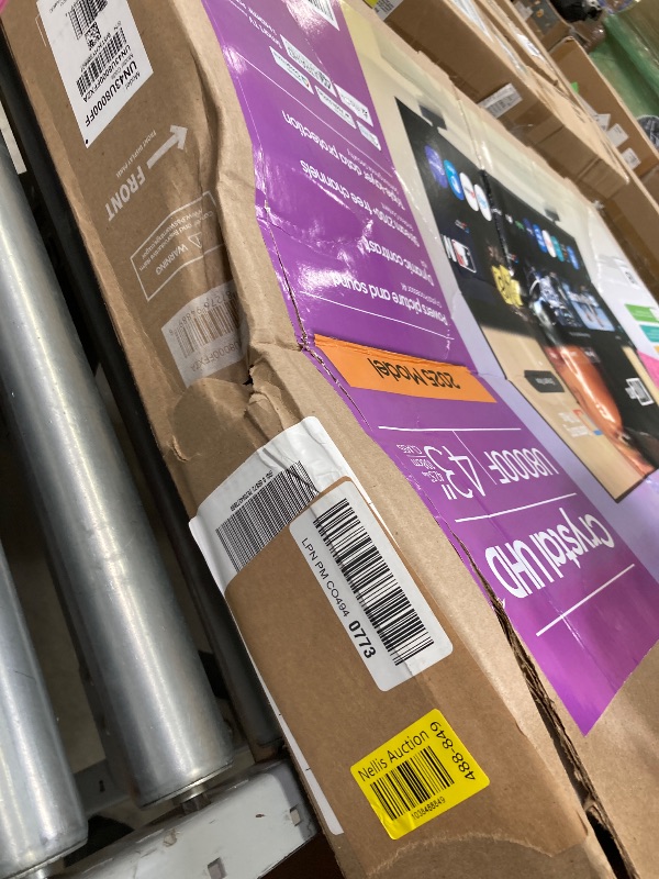Photo 1 of    ****8 PARTS ONLY; DOESN'T WORK, IS BROKE ***Samsung 43-Inch Class Crystal UHD U8000F 4K Smart TV (2025 Model) Endless Free Content, Crystal Processor 4K, MetalStream Design, Knox Security, Alexa Built-in