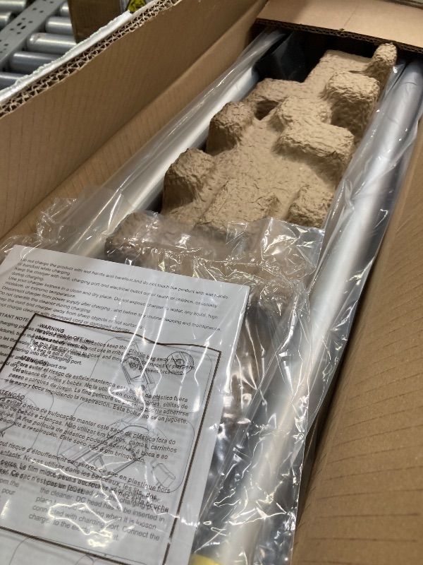 Photo 1 of (2025 New)Efurden Cordless Pool Vacuum, Handheld Pool Vacuum with Running Time up to 60-Minutes for Above Ground Pools, Spas and Hot Tubs, Yellow
