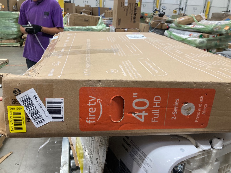 Photo 1 of ***SELLING AS PARTS ONLY***  Amazon Fire TV 28” 2-Series (newest model), HD smart TV with Fire TV Alexa Voice Remote, stream live TV without cable  ***(OPEN BOX)***