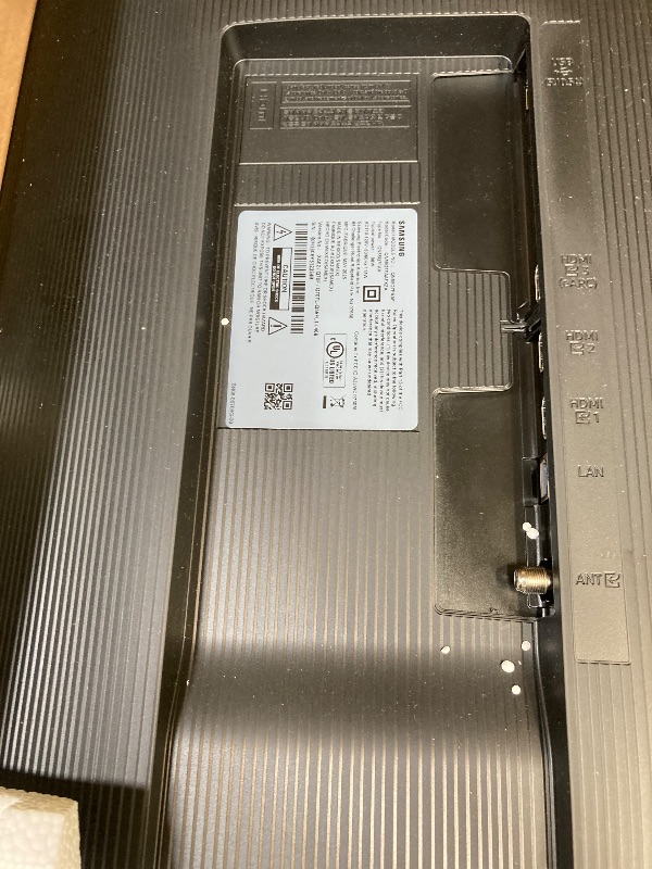 Photo 1 of **PARTS ONLY/BROKEN SCREEN**SAMSUNG 55-Inch Class QLED Q7F Series Samsung Vision AI Smart TV (2025 Model, 55Q7F) Quantum HDR, Object Tracking Sound Lite, Q4 AI Gen1 Processor, 4K upscaling, Gaming Hub, Alexa Built-in