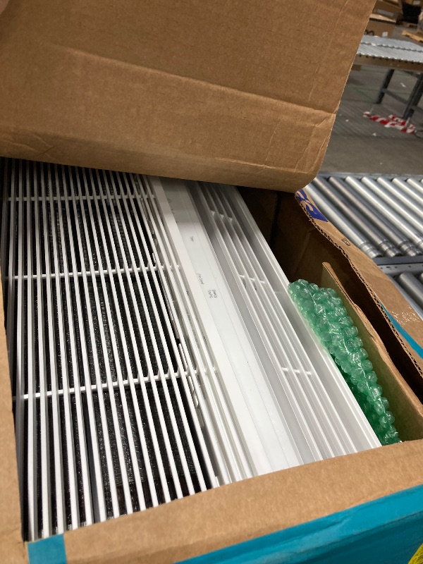 Photo 1 of ***PARTS ONLY***
LG 10,000 BTU Wi-Fi Enabled Window Air Conditioner