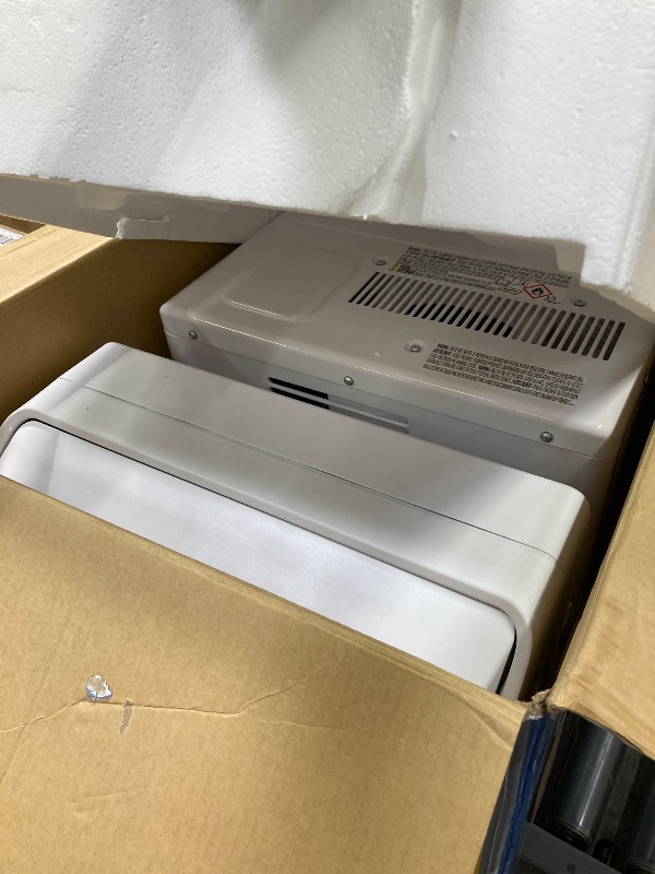 Photo 1 of **PARTS ONLY**Midea MAW08V1QWT U-Shaped AC Window Air Conditioner