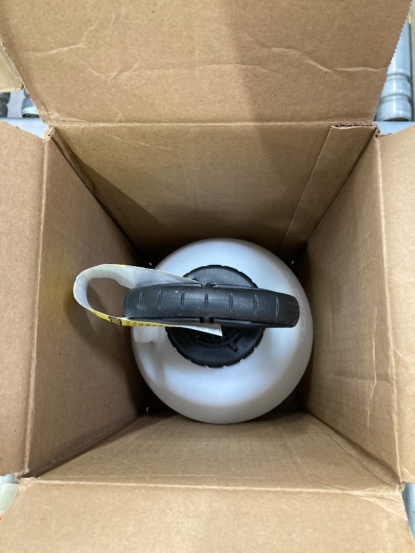 Photo 1 of ***(MISSING PARTS -SELLING AS IS -PART ONLY)*** NO SPRAYER***
Chapin International 16144 1 Gallon Multipurpose Jug for Lawn,Home and Garden,Translucent White