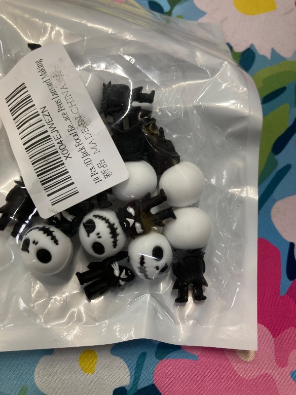 Photo 1 of 10 Pcs 3D Skull Focal Bead Cute Loose Beads Accessory for DIY Keychains Bracelet Necklace Pens Lanyard Making