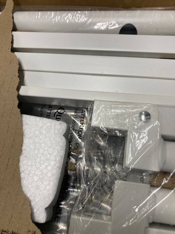 Photo 1 of ****The color is white****
Bed frame 
mead 159+33+9.5 cms