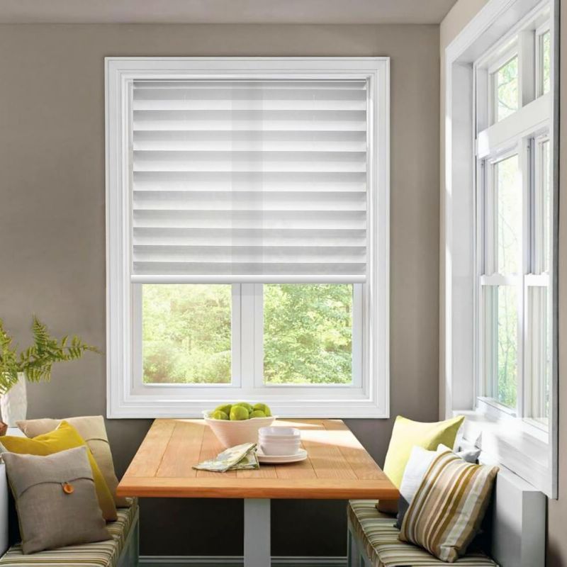 Photo 1 of 2 Cordless shade 