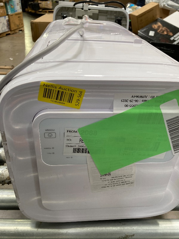 Photo 1 of ***(SELLING AS PARTS ONLY- DOESN'T TURN ON,NO REMOTE)***NOT IN BOX, NO PACKAGING***
Simzlife Portable Air Conditioner 8000 BTU Ashrae , Dehumidifier, Fan,Cool, 3 in 1 AC with Remote Control
