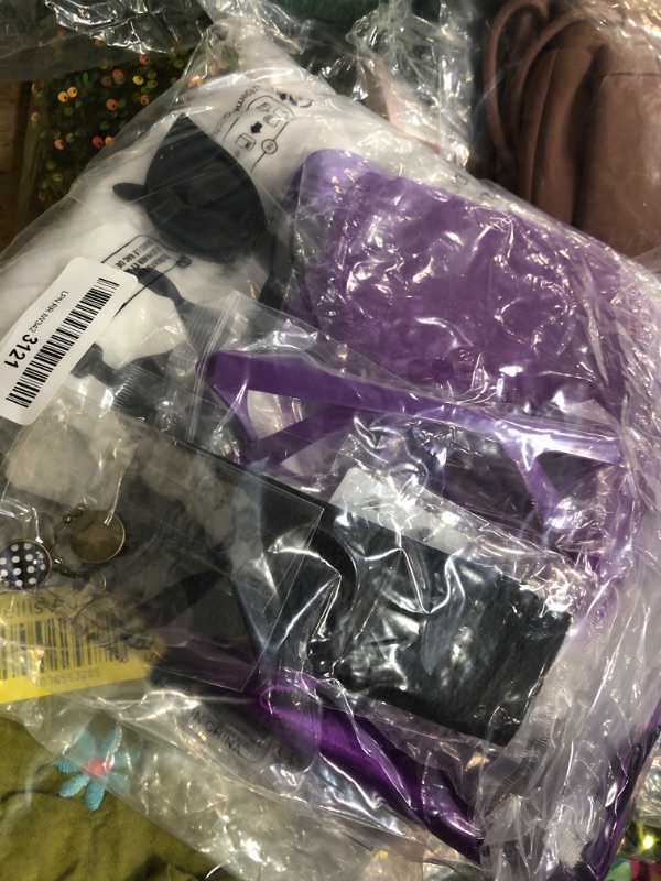 Photo 1 of 10Pcs Sock Hop Outfits Costume Women, 1950s Poodle Skirts, Poodle T-Shirt with 50s Accessories Set Scarf Headband Belt Socks Eyeglasses Earrings (Purple-2XL)