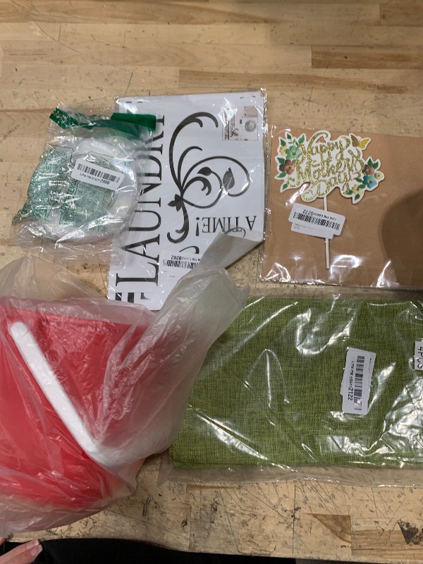 Photo 1 of ** SOLD AS IS BUNDLE OF MISCELLANEOUS AND SORTED GOODS **
