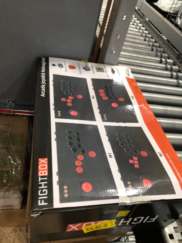 Photo 1 of FightBox M7-PC Keyboard Button Leverless Arcade Fight Stick Game Controller Compatible With PC/PS3/Switch