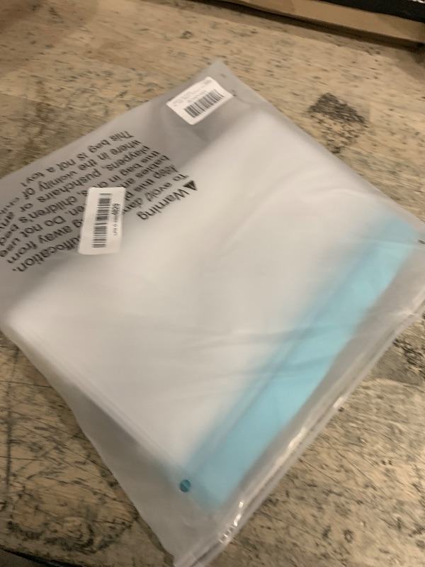 Photo 1 of Lerine 20 Pack Reusable Freezer Bags Dishwasher Microwave Safe, Stand Up BPA Free Reusable Sandwich Bags, Silicone Free Leakproof Food Storage Bags for Meal Prep - 8Gallon 7Sandwich 5Snack
