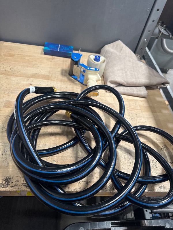Photo 1 of *UNKNOWN IF WPRKS** 25 FT Garden Hose, Flexible No Kink Heavy Duty Garden Water Hose Flex Copper Bullet Collapsible Washer Rubber Hose 5/8 Soft Lightweight Outdoor Waterhose Manguera Para Jardin