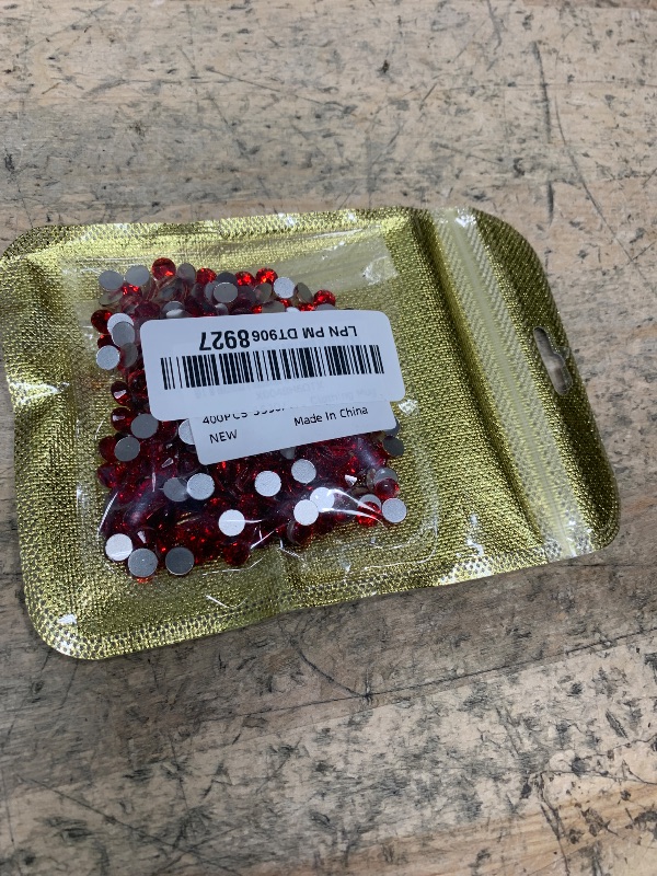 Photo 1 of 600PCS SS30/6mm Crystal Rhinestones (Red/Siam), Bedazzling Flatback Glass Rhinestones for Crafting DIY Nail Art Makeup Decoration, Gems Diomand Charms for Tumbler Shoes Clothing Mug