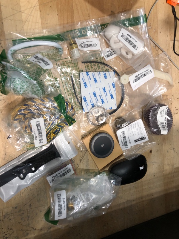 Photo 1 of *NON-REFUNDABLE* BUNDLE OF ASSORTED ITEMS ( 14 ITEMS) 