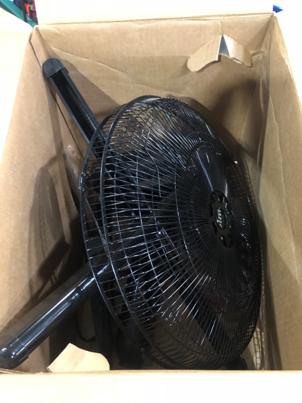Photo 1 of (used)(see images) HOLMES 16" Digital Stand Fan, 80° Oscillation, 3 Speeds, 3 Modes, 7.5 Hour Timer, Adjustable Height, 30° Adjustable Head Tilt