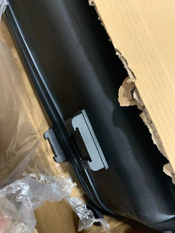 Photo 1 of ***MISSING INSIDE FOAM***

VALUN Polycarbonate Wine Suitcase For Airplanes 12 Bottle | TSA APPROVED Under 50 lb Checkin Weight | Wine Luggage for Airplane Travel with TSA Lock, Removable Inserts, and 360° Spinner Wheels