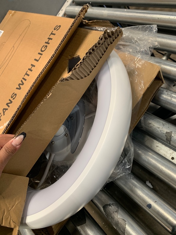 Photo 1 of ***PARTS ONLY***Ultra Low Profile Ceiling Fans with Lights and Remote Ultra Quiet 25 dB, 21" Modern Flush Mount Ceiling Fan LED Ceiling Fan Fandelier Ceiling Milky White