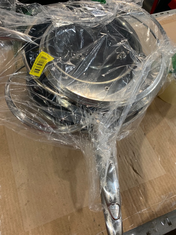 Photo 1 of (one lid is bent) Innerwell Nonstick Titanium Ceramics Stainless Steel Frying Pan Set, 6 Pieces Nonstick Honeycomb Stainless Steel Frying Pan Set,