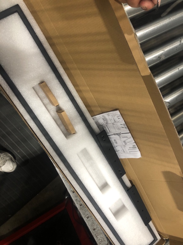Photo 1 of *UNKNOWN ITEM* RACK OF SOME SORT*