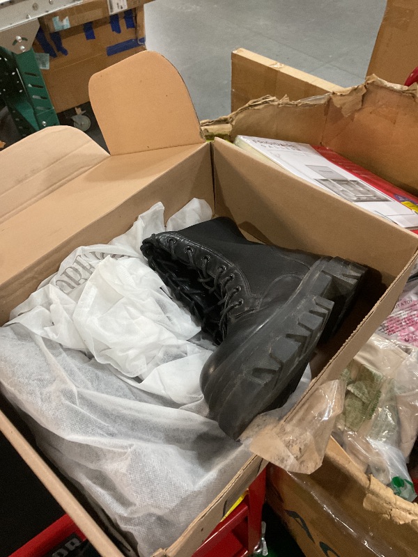 Photo 1 of **USED**DREAM PAIRS Knee High Boots Women, Fashion Combat Boots Chunky Platform Lace Up Lug Sole Boots for Women,Size 7.5,Black/Knitting,SDKB221W