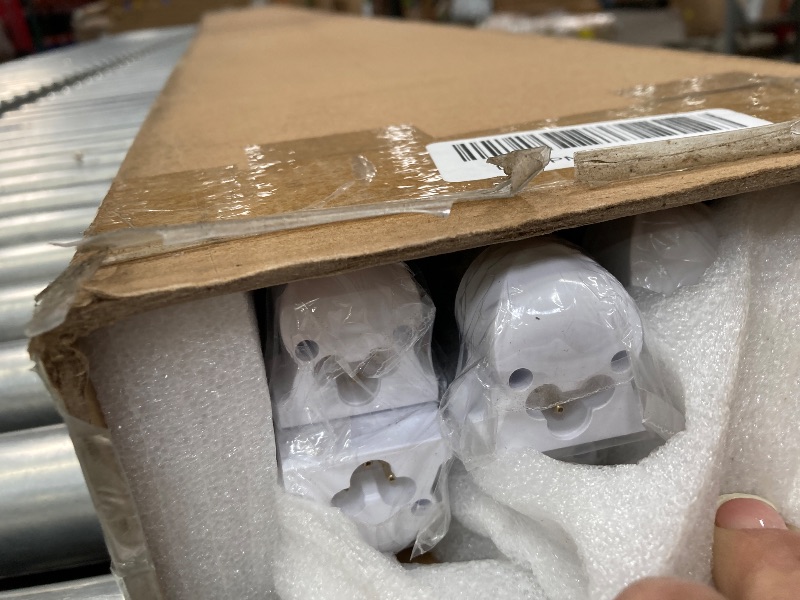 Photo 1 of Singteam 10Pack 8Ft LED Shop Light Fixture, 100W Integrated LED Tube Light,15500LM, 6500K, Clear Cover,6 Rows V Shape 270 Degree T8 LED Lighting for Garage Warehouse Workshop Basement