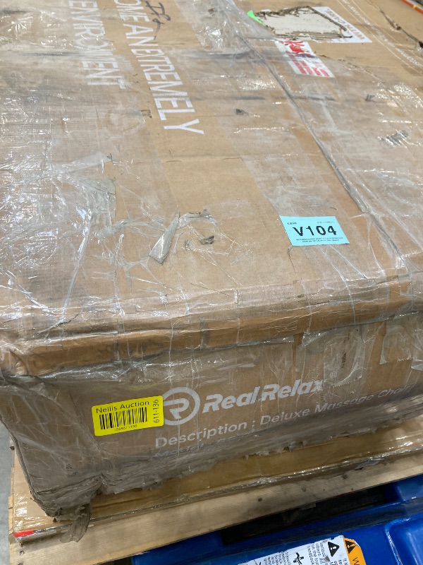 Photo 1 of ***LARGE TEAR ON ONE SIDE***BS-01 Real Relax Full Body Zero Gravity Shiatsu Recliner Electric Massage Chair, Black