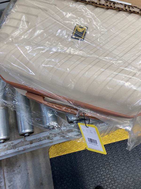 Photo 1 of Landisun Luggage