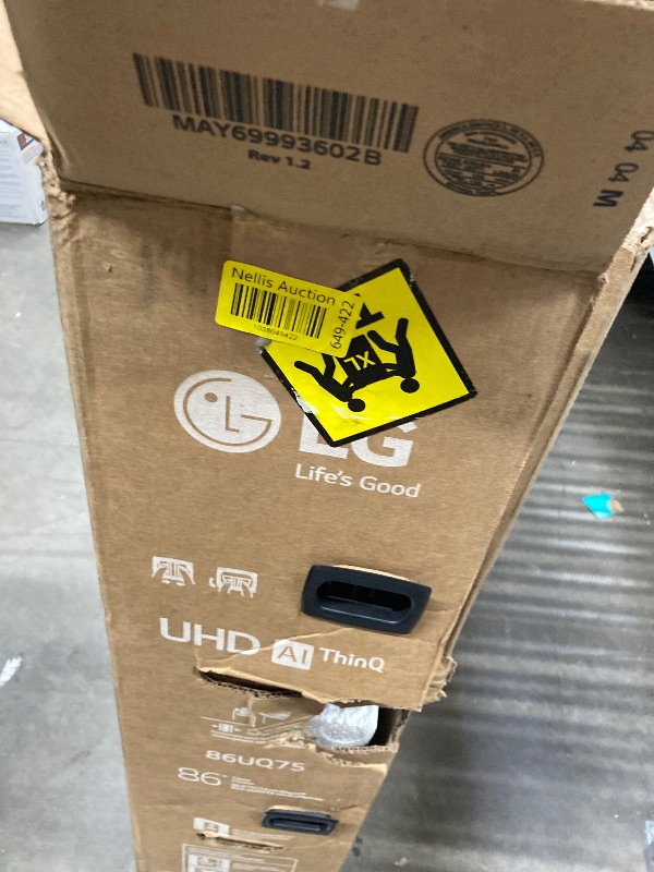 Photo 1 of ***(SELLING AS PARTS ONLY**BOX RIPPED/TORN SCUFFS/SCRATCHES)***
LG UQ7590 86-Inch Class UHD Smart TV 86UQ7590PUD, 2022 - AI-Powered 4K, Alexa Built-In, Grey  ***(SELLING AS PARTS ONLY**BOX RIPPED/TORN SCUFFS/SCRATCHES)***