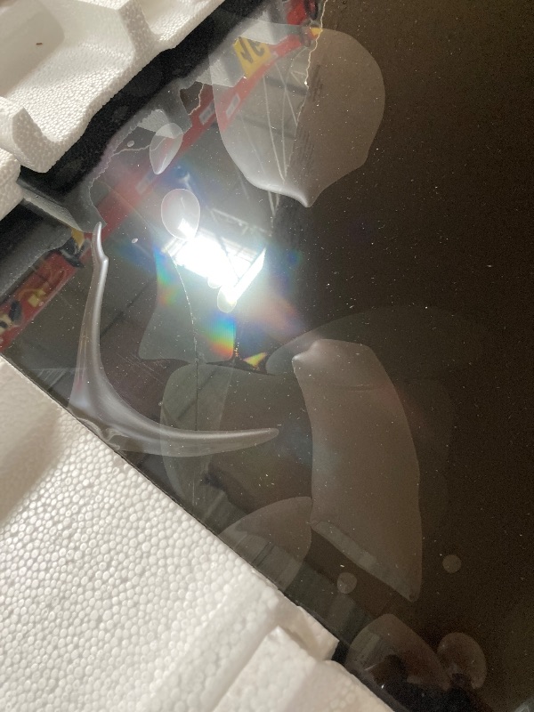 Photo 1 of ***PARTS ONLY***
Samsung 75-Inch Class Crystal UHD 4K DU7200 Series HDR Smart TV w/Object Tracking Sound Lite, PurColor, Motion Xcelerator, Mega Contrast, Q-Symphony (UN75DU7200, 2024 Model)