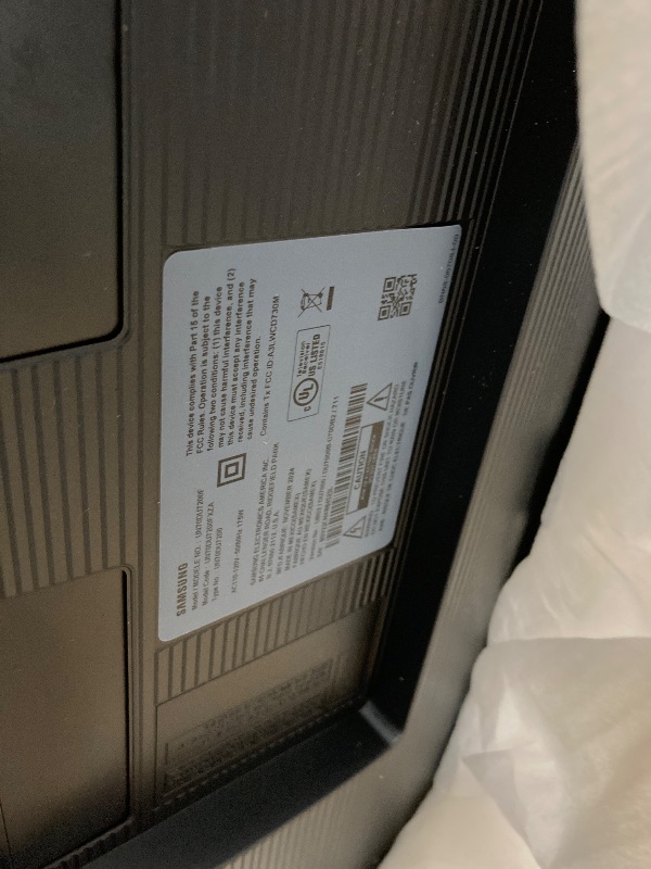 Photo 1 of ***parts only*** SAMSUNG 70-Inch Class Crystal UHD 4K DU7200 Series HDR Smart TV w/Object Tracking Sound Lite, PurColor, Motion Xcelerator, Mega Contrast, Q-Symphony (UN70DU7200, 2024 Model)