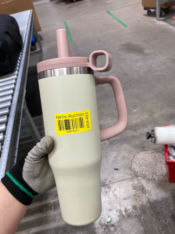 Photo 1 of **SIMILIAR TO PICTURE**40oz Stainless Steel, Vacuum Insulated, 100% Leakproof Tumbler with Lid and Handle, for Coffee, Tea, Latte, ice water, and other beverages...