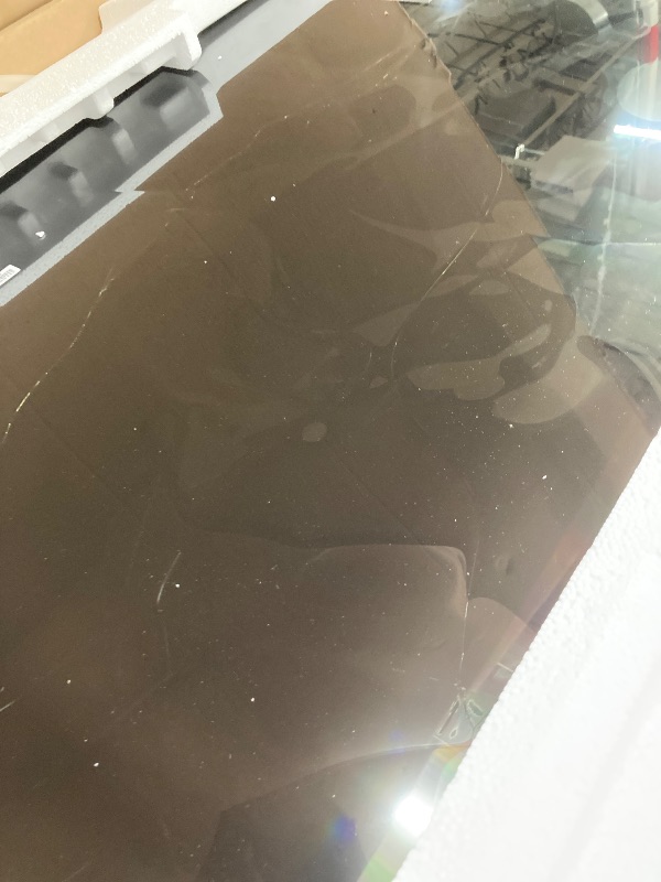 Photo 1 of ++it's broken++++SAMSUNG 65-Inch Class Crystal UHD 4K DU7200 Series HDR Smart TV w/Object Tracking Sound Lite, PurColor, Motion Xcelerator, Mega Contrast, Q-Symphony (UN65DU7200, 2024 Model)