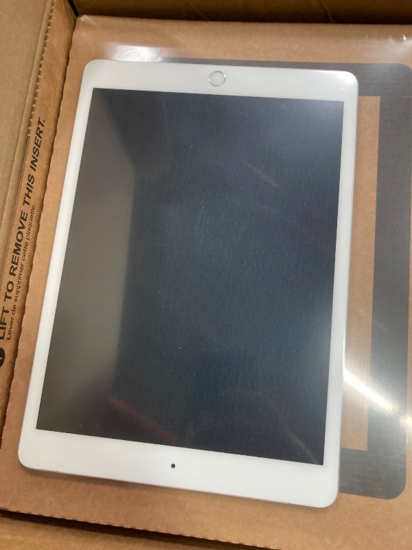 Photo 1 of 2020 Apple iPad (10.2-inch, Wi-Fi + Cellular, 32GB) - Silver (8th Generation)