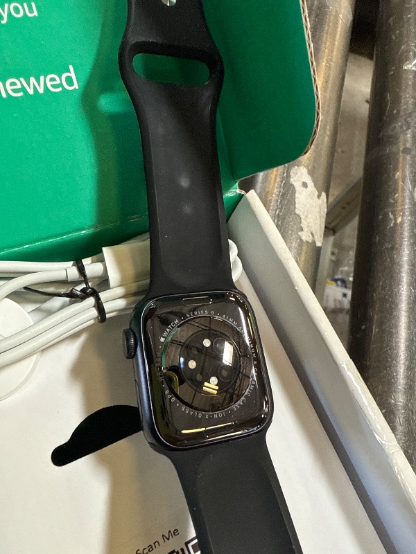 Photo 1 of Apple Watch Series 9 [GPS, 41mm] - Midnight Aluminum Case with Midnight Sport Band S/M (Renewed Premium)