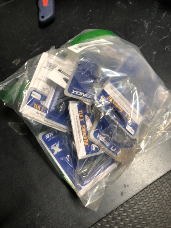 Photo 1 of 10 Pcs Spray Tips Reversible Spray Tip Airless Spray Nozzles for Airless Paint Spray Guns and Airless Sprayer Spraying Machine (109, 209, 211, 311, 315, 415, 417, 515, 517, 621)