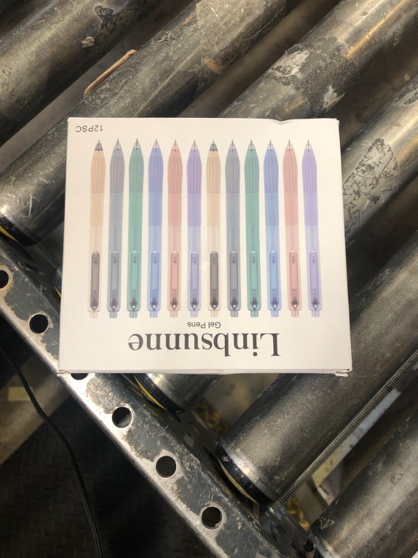 Photo 1 of Linbsunne Gel Pens Black Ink Pens for Office 0.5mm Fine Point Pens Smooth Writing Retractable Work Pen (12-count)