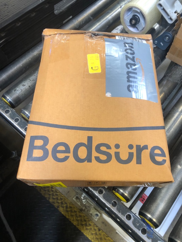 Photo 1 of Bedsure 100% Cotton Blanket Queen Size for Bed - Breathable and Lightweight, Soft Cozy Basket Woven Blanket for Summer, Navy, 90x90 inches