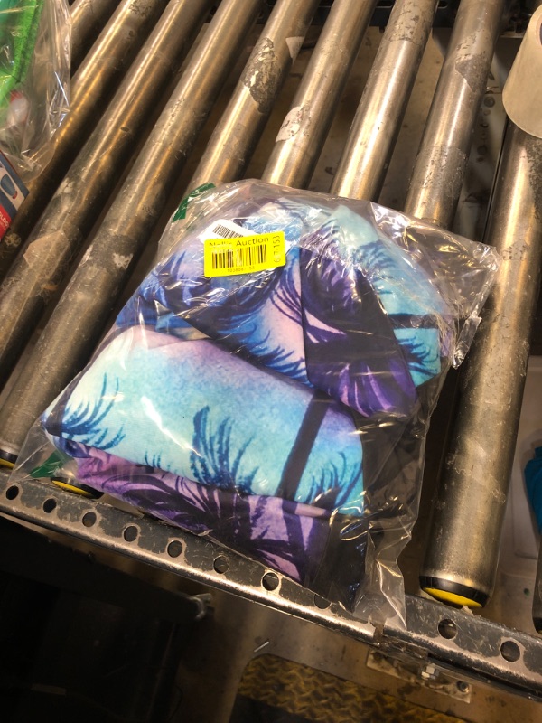 Photo 1 of TOADDMOS Hawaiian Style Beautiful Sunset Tropical Beach Palm Tree Car Seat Covers Front Seat Only,Vehicle Bucket Seat Protetors Universal Fit Most Vehicle,Sedan,Truck,Van