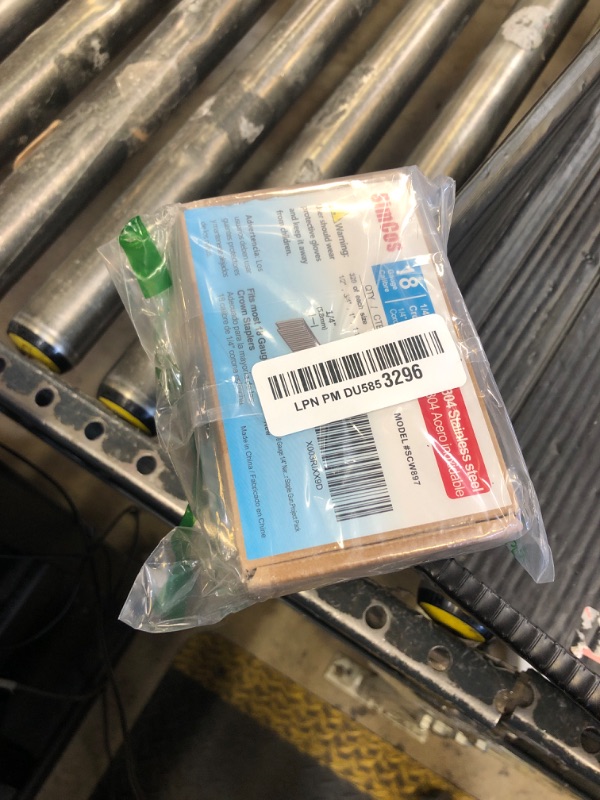 Photo 1 of SimCos 18 Gauge 304 Stainless Steel 1/4" Narrow Crown Staples (1-1/2",1-1/4" 1", 3/4", 1/2"), Assorted 1600 Counts for 18 GA Pneumatic or Electric Stapler or Staple Gun,Project Pack