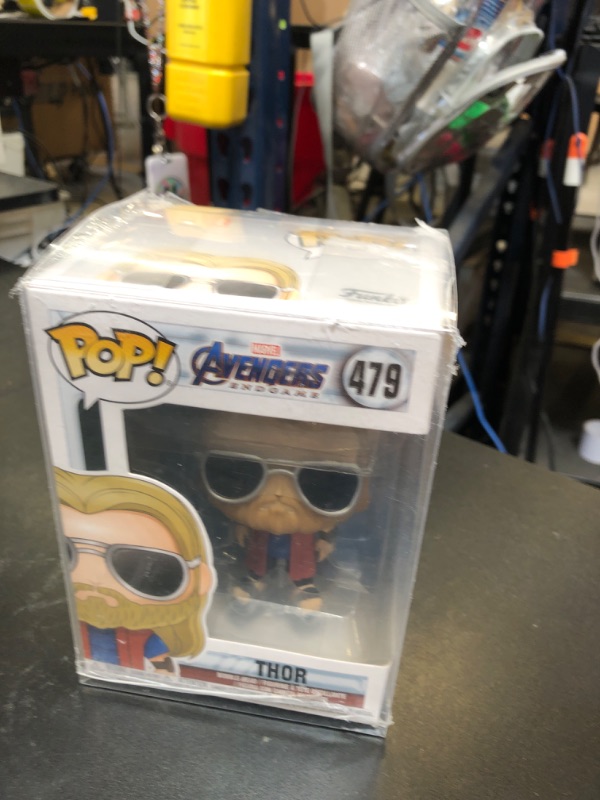 Photo 1 of Funko Pop! Marvel: Avengers Endgame - Casual Thor, Multicolor, Standard