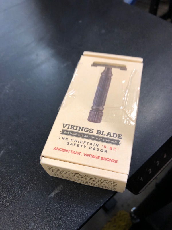 Photo 1 of VIKINGS BLADE Double Edge Safety Razor for Men + 5 Swedish Steel Blades + Luxury Case. Smooth, Reusable, Recyclable (Chieftain “5 BC”)