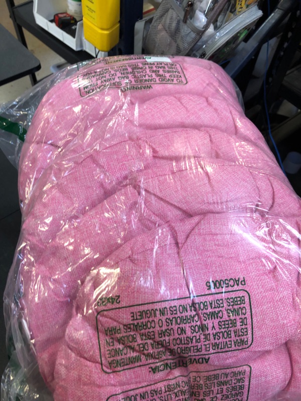 Photo 1 of Fumete 8 Pcs 16 Inch Round Floor Cushions for Kids and Toddlers, Flexible Seating Classroom Furniture Floor Pillow for Home, Daycare, Preschool, Yoga and Meditation (Pink)