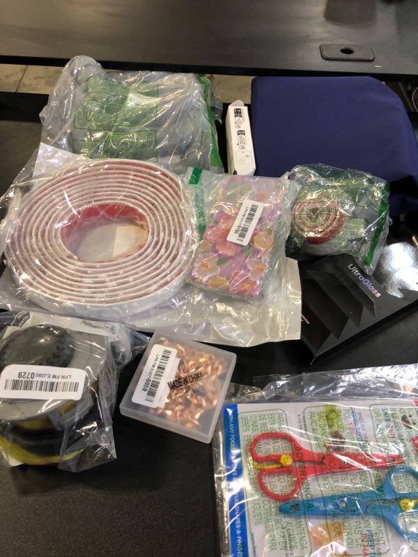 Photo 1 of MISC BAG LOT ITEMS (USED, SOLD AS IS!)