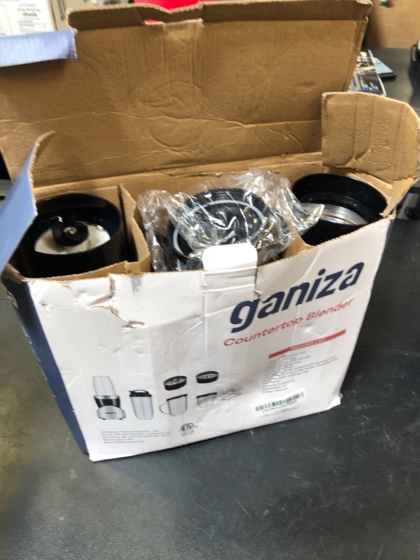 Photo 1 of Ganiza Smoothie Blender, 900W Blender for Shakes and Smoothies, 15-Piece Personal Blender and Grinder Combo for Kitchen, Smoothies Maker with 4 BPA-Free Portable Blender Cup, Nutritious Recipe