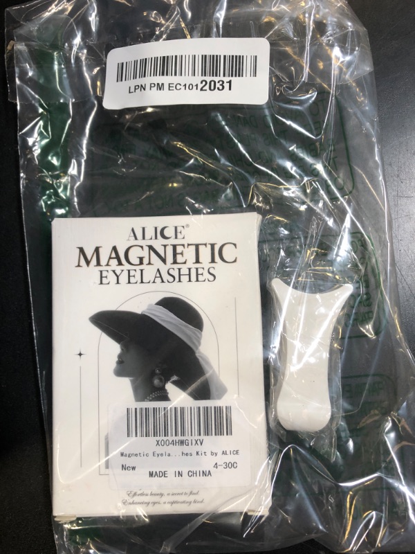 Photo 1 of Magnetic Eyelashes with Applicator Reusable Magnetic Lashes without Eyeliner Natural Anime No Glue Needed Magnetic Lashes Manga Magnetic Eyelashes Kit by ALICE
