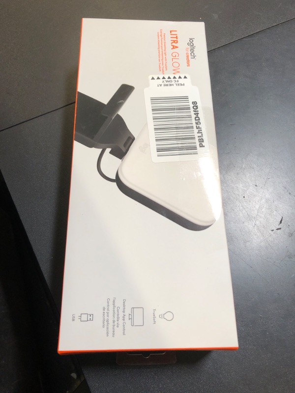 Photo 1 of Logitech for Creators Litra Glow Premium LED Streaming Light with TrueSoft, adjustable mount, video lighting for recording streams, PC/Mac - Graphite