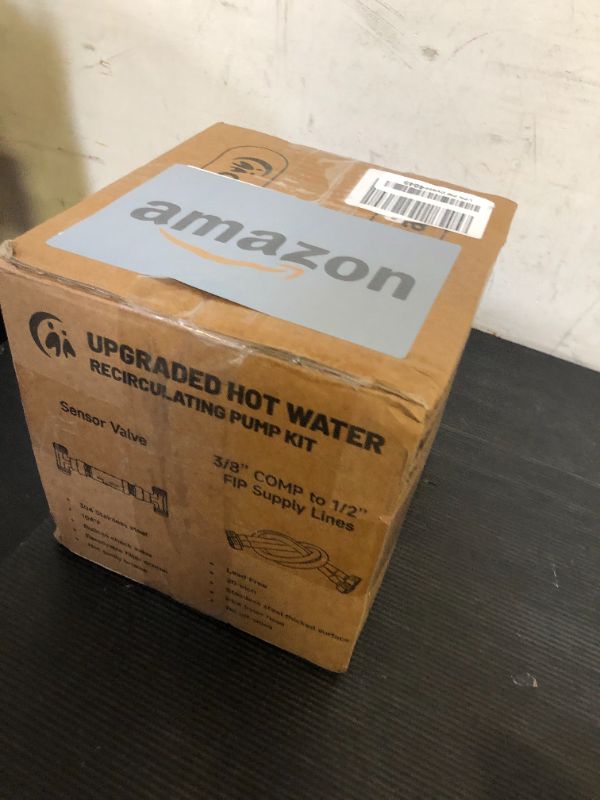 Photo 1 of Moonshan Instant Hot Water Recirculating Pump with Stainless Steel Sensor Valve 20-inch PEX Supply Lines Water Circulator Pump with Smart Plug for Tank Water Heaters 3-Speed Control Extremely Quite