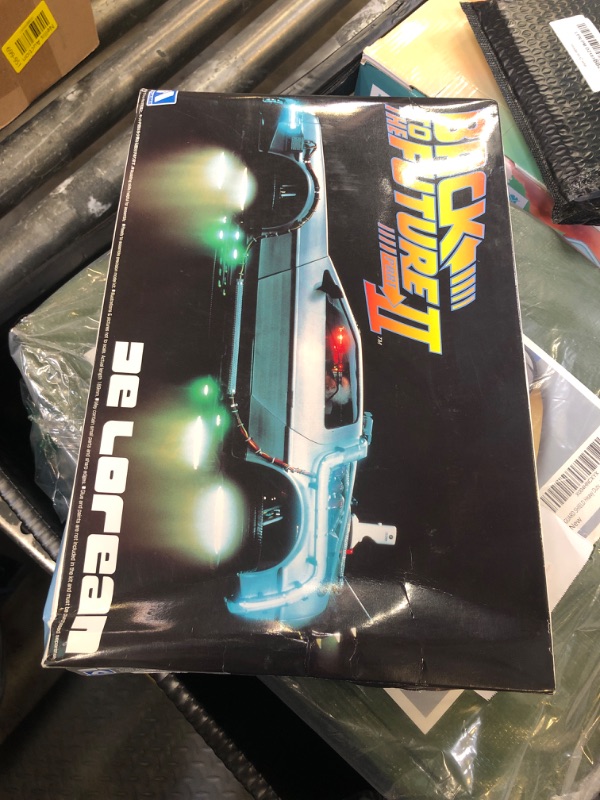 Photo 1 of Aoshima - Movie Mecha #BT-02: 1/24 Back to The Future Delorean from Part II