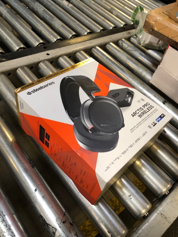 Photo 1 of SteelSeries Arctis Pro Wireless - Gaming Headset - Hi-Res Speaker Drivers - Dual Wireless (2.4G & Bluetooth) - Dual Battery System